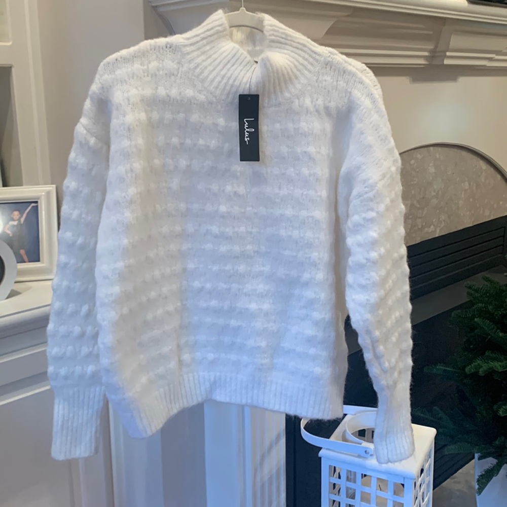 NWT Lulus Cream Fuzzy Mock Neck Sweater
